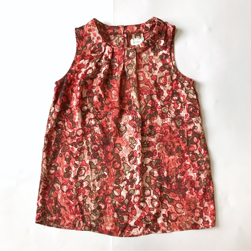 Casual Sleeveless Blouse Ideal for Layering and Office Business Casual Wear